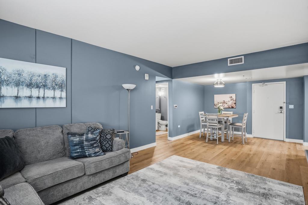 425 Beech St - photo 2