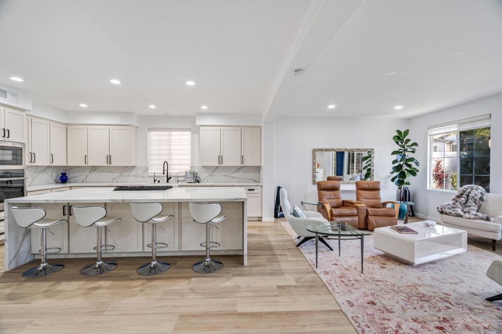 550 Echo Lane - photo 4