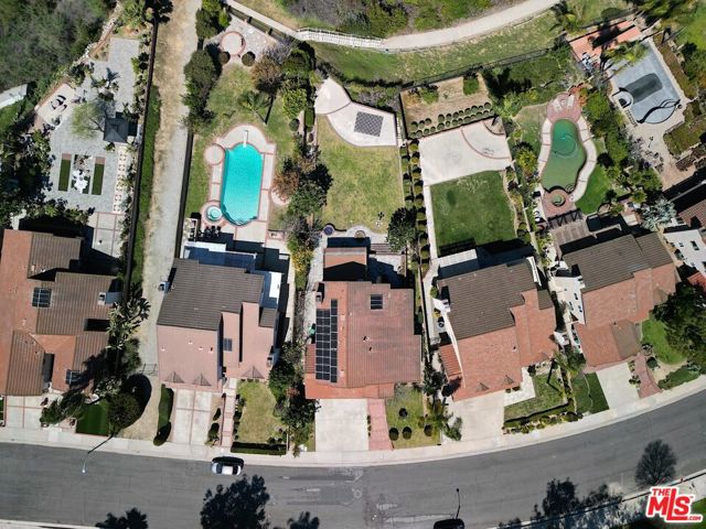 1995 Peaceful Hills Rd, Diamond Bar CA: https://media.crmls.org/mediaz/891c718c-324d-4d24-a909-961157b0a9d9.jpg