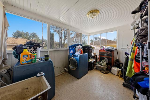 584585 Monterey Road, Morgan Hill CA: https://media.crmls.org/mediaz/891caa8e-e623-40cd-853d-14a1dc67b253.jpg