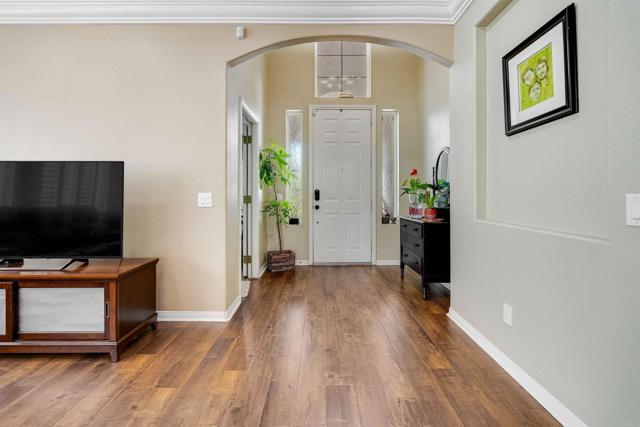 Detail Gallery Image 4 of 46 For 45878 Corte Orizaba, Temecula,  CA 92592 - 5 Beds | 2/1 Baths