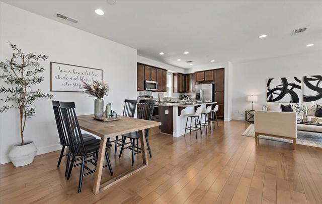 1507 Canal Street, Milpitas CA: https://media.crmls.org/mediaz/891db2d7-76e1-420a-a442-02b2e39788a6.jpg