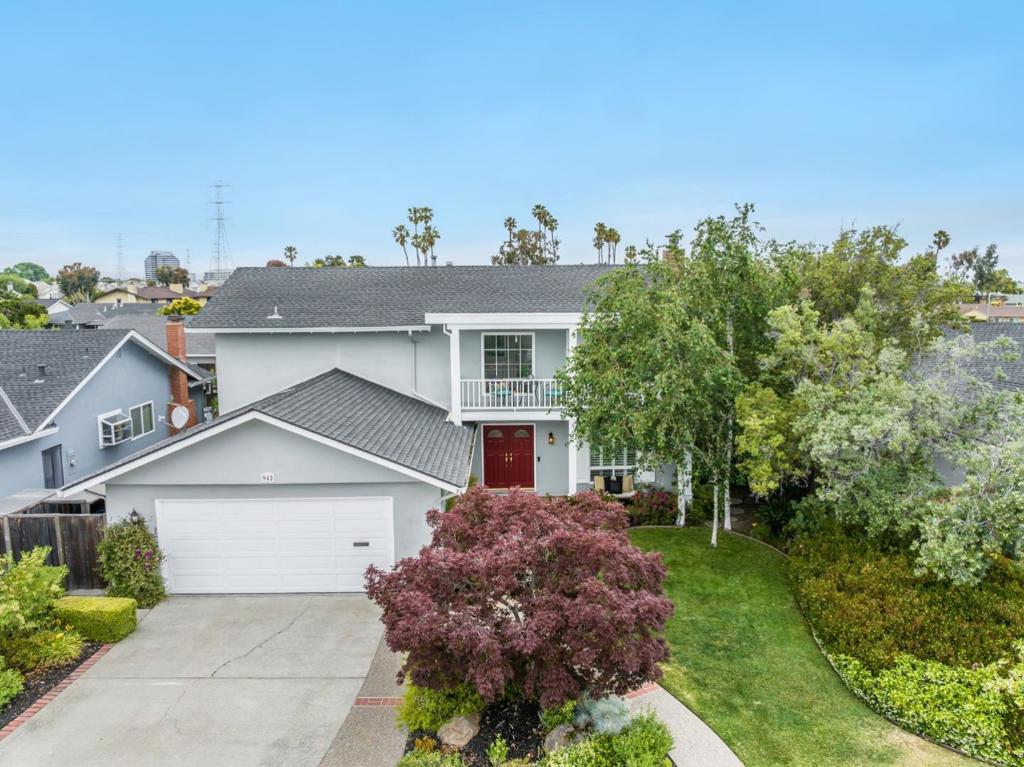 942 Constitution Drive
