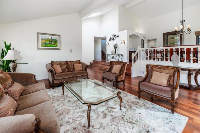 Detail Gallery Image 8 of 54 For 6541 Vispera Pl, Carlsbad,  CA 92009 - 4 Beds | 3/2 Baths
