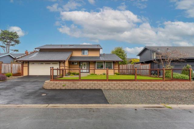 2013 Avignon Place, Half Moon Bay CA: https://media.crmls.org/mediaz/891fd402-7b99-43e4-8413-91a3309cc2cb.jpg