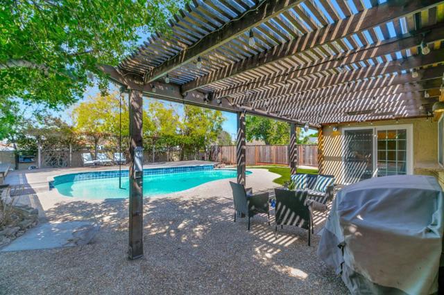 184 Park Sharon Drive, San Jose CA: https://media.crmls.org/mediaz/891fe5f9-c04e-463a-bb91-526e896d8992.jpg
