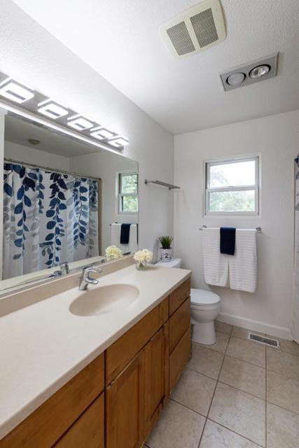 389 Sandalwood Drive, Aptos CA: https://media.crmls.org/mediaz/89201770-b1c7-4f7e-ac86-08d3e7b04587.jpg