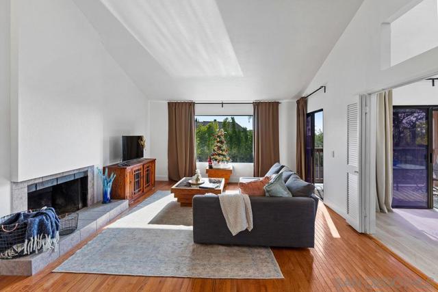 4339 Macronald Dr., La Mesa CA: https://media.crmls.org/mediaz/892033f2-c9c8-43a3-8961-a8eacba53090.jpg