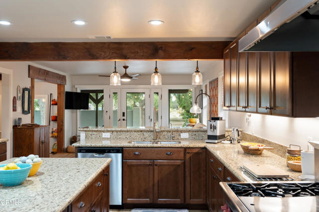 Detail Gallery Image 10 of 62 For 813 Santa Ana Bld, Oak View,  CA 93022 - 3 Beds | 2 Baths