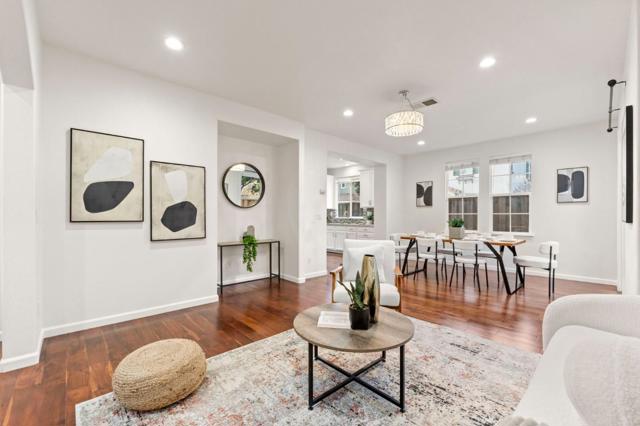 325 Toscana Way, Hayward CA: https://media.crmls.org/mediaz/8922ba2f-0745-449a-aaa5-259ac1d689a0.jpg