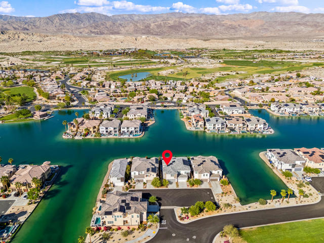 43240 Pietra Court, Indio CA: https://media.crmls.org/mediaz/89230713-8ac9-40ca-be9f-4bd413559d15.jpg