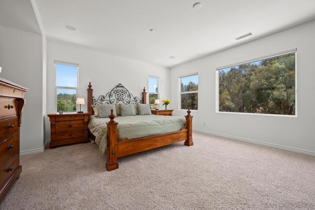1272 Chateau Montelena, Bonsall CA: https://media.crmls.org/mediaz/89247fb2-11f9-4a5c-8c68-4602d424e8a3.jpg