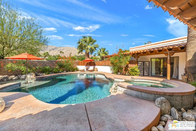 2336 North Girasol Avenue, Palm Springs