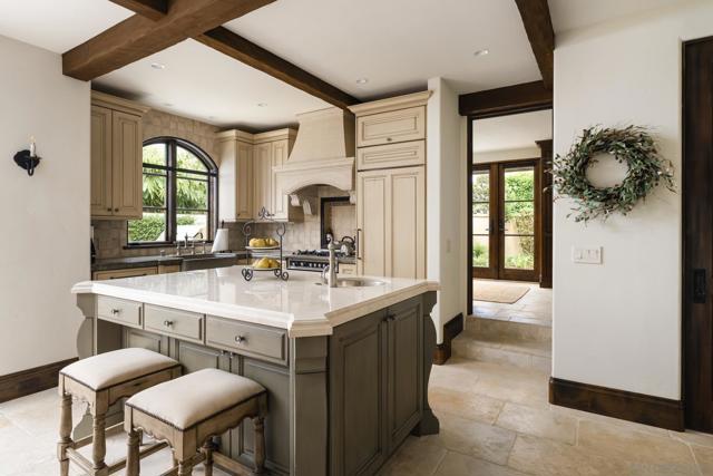 730 Stratford Court, Del Mar CA: https://media.crmls.org/mediaz/89249bf2-0a40-4ca5-831f-8b1f4fe69154.jpg