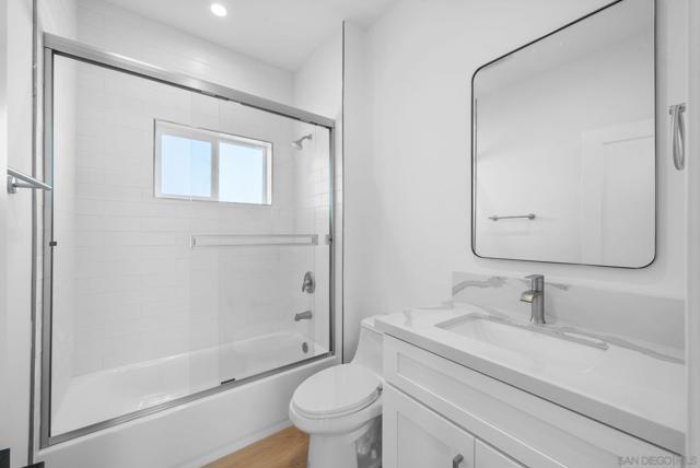 Image 7 of 26 For 322 Pardee St