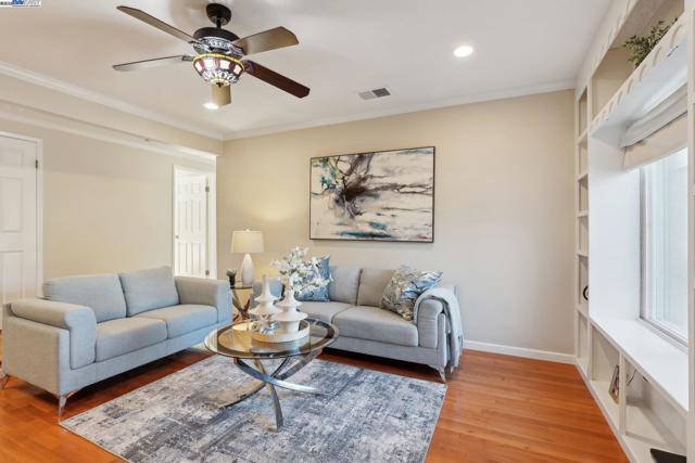 Image 6 of 59 For 34348 Atteridge Ct