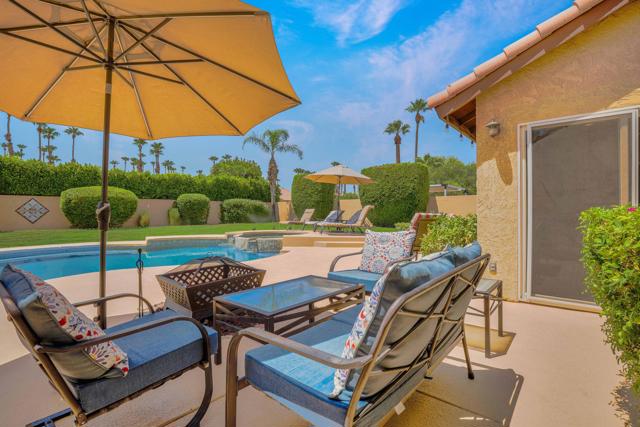 39795 Regency Way, Palm Desert CA: https://media.crmls.org/mediaz/89263492-7a78-4fb2-92b5-39e944b326d4.jpg