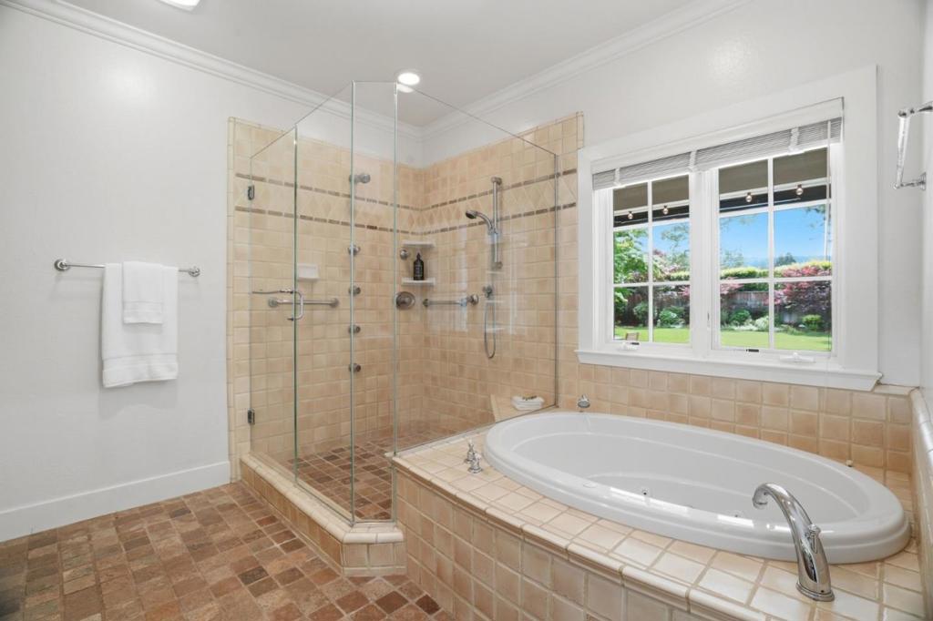 MLS #ML82043663 image #35