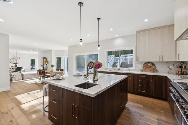 25 Mackenzie, Danville CA: https://media.crmls.org/mediaz/892833f1-cd79-48ae-a9ba-aafc73bae292.jpg