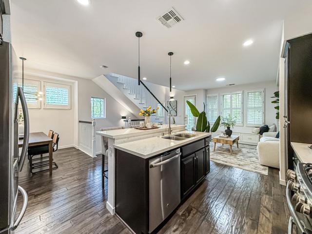 311 Geary Way, Mountain View CA: https://media.crmls.org/mediaz/892840fd-1b1f-427b-bc70-f8fdd0cc2541.jpg