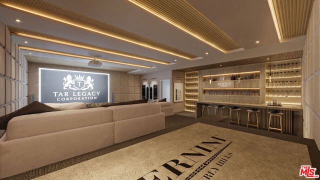 439 21st Street, Santa Monica CA: https://media.crmls.org/mediaz/892946e5-1f2d-4708-a526-dfd960bda5db.jpg