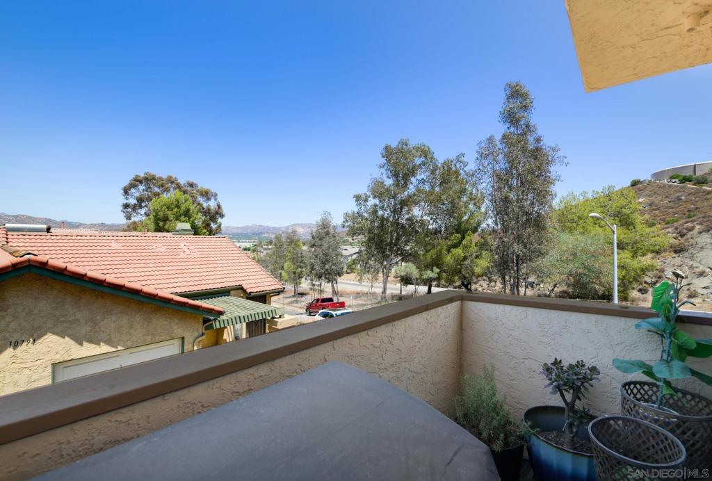 MLS #250034853SD image #16