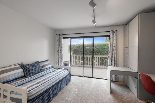 2101 Shore Line Drive, Alameda CA: https://media.crmls.org/mediaz/892a032a-ede9-4f07-bd18-99d9ff63967a.jpg