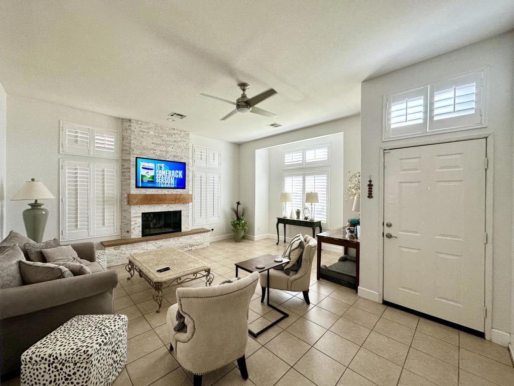 MLS #219134800DA image #2