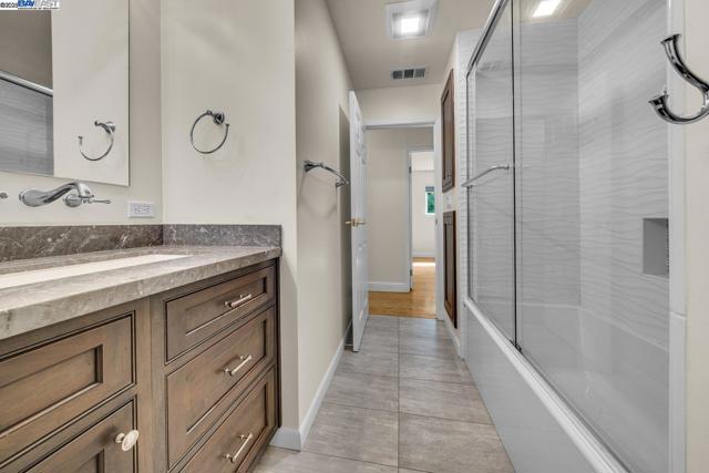 1876 Lynwood Dr, Concord CA: https://media.crmls.org/mediaz/892c2631-6731-4a75-a7fc-375fbaf22b8b.jpg