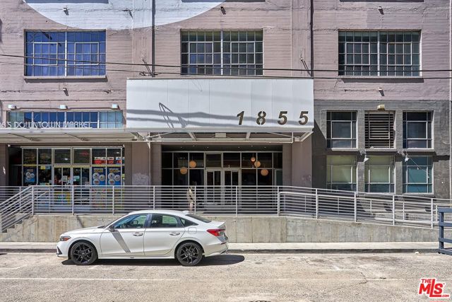 1855 Industrial Street, Los Angeles CA: https://media.crmls.org/mediaz/892d88ca-6d66-47a9-8a5c-fa2c264b2e1a.jpg