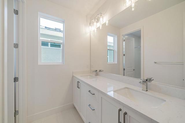 1021 Sinopia Terrace, San Ramon CA: https://media.crmls.org/mediaz/8930441b-b42b-4c53-8b25-961b44623b78.jpg