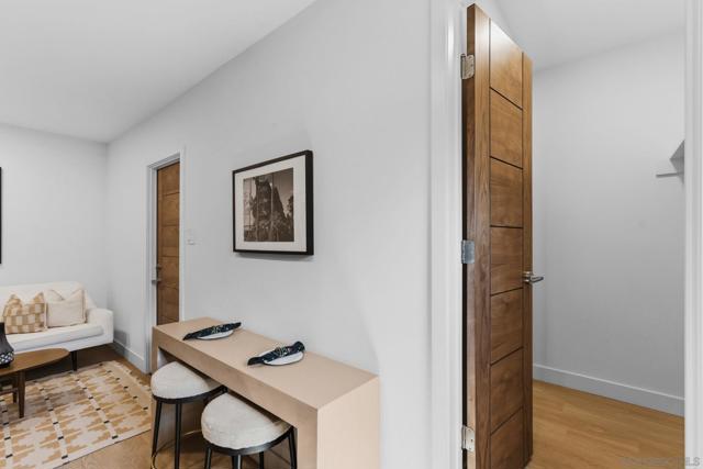 3006 Fir St, San Diego CA: https://media.crmls.org/mediaz/893118d3-600b-4fa4-8f41-587029f05c3b.jpg