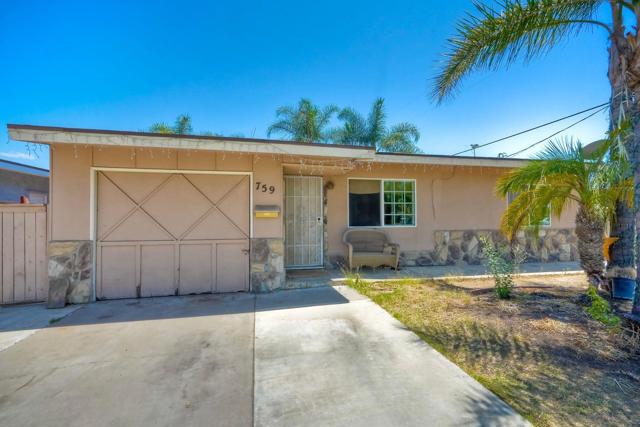 759 W 10Th Ave, Escondido CA: https://media.crmls.org/mediaz/89340d74-2d2e-41b6-ac54-f08e51f55b45.jpg