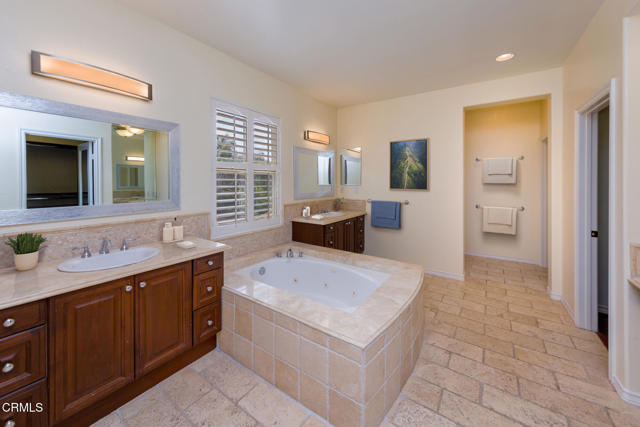 Detail Gallery Image 22 of 50 For 5018 via Andrea, Newbury Park,  CA 91320 - 5 Beds | 4/1 Baths