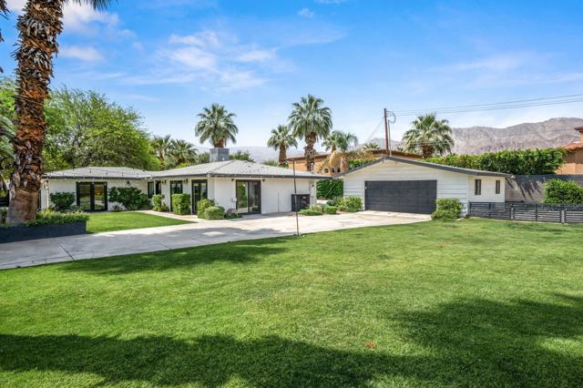 51485 Calle Guatemala, La Quinta CA: https://media.crmls.org/mediaz/893696fd-023f-48d5-90d9-ad71cb2c5226.jpg