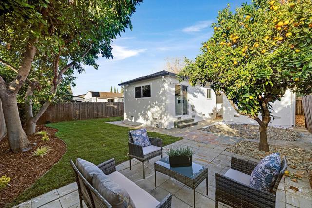 15741 Hesperian Boulevard, San Lorenzo CA: https://media.crmls.org/mediaz/8938524f-d4fa-4bea-a847-b53081bd4f96.jpg