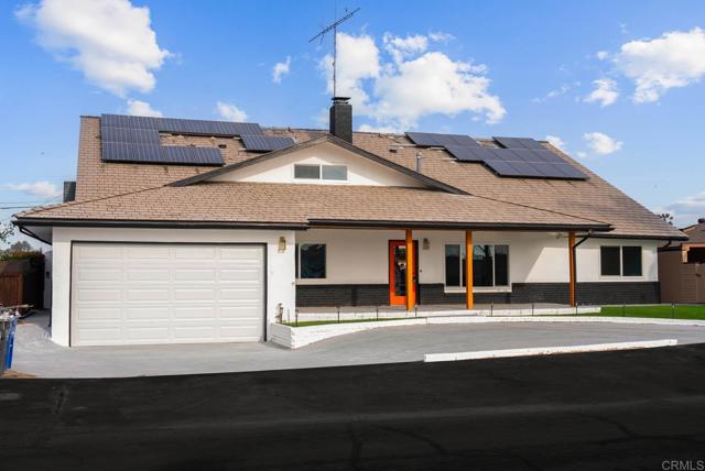1894 Wedgemere Road, El Cajon CA: https://media.crmls.org/mediaz/8939cf59-438c-4c50-82c9-8bf316582939.jpg