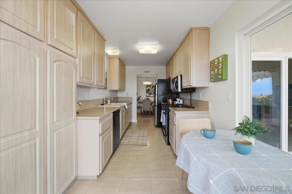 6733 Hyacinth - photo 13