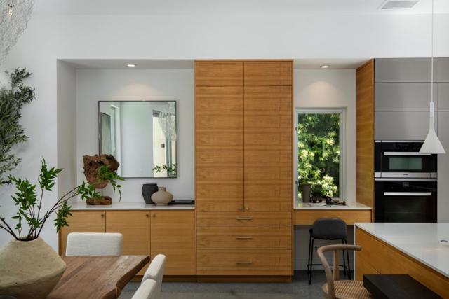 454 Cypress Drive, Los Altos CA: https://media.crmls.org/mediaz/893a46ce-44b2-47ee-bb16-512da3d21a5b.jpg