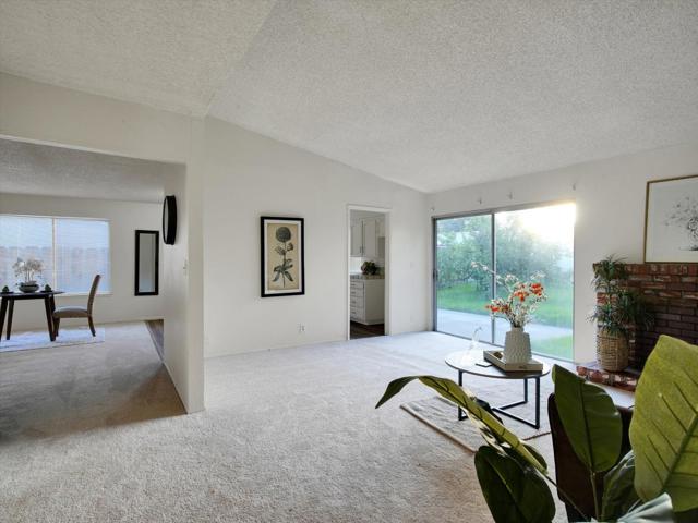 3559 Vernal Avenue, Merced CA: https://media.crmls.org/mediaz/893ab57b-9f5f-4f56-aad1-d2b1fe684990.jpg