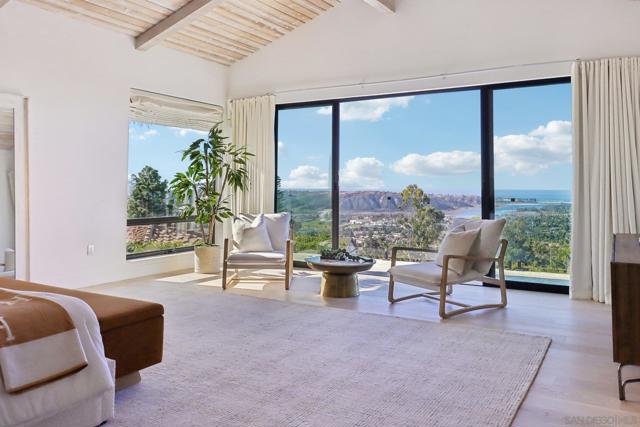 7117 Obelisco Cir, Carlsbad CA: https://media.crmls.org/mediaz/893b028f-695c-4735-b50b-b558f8009a52.jpg