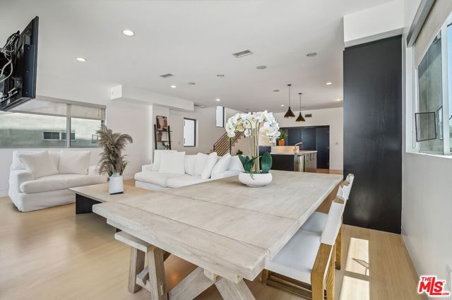 1712 Abbot Kinney Boulevard photo 4