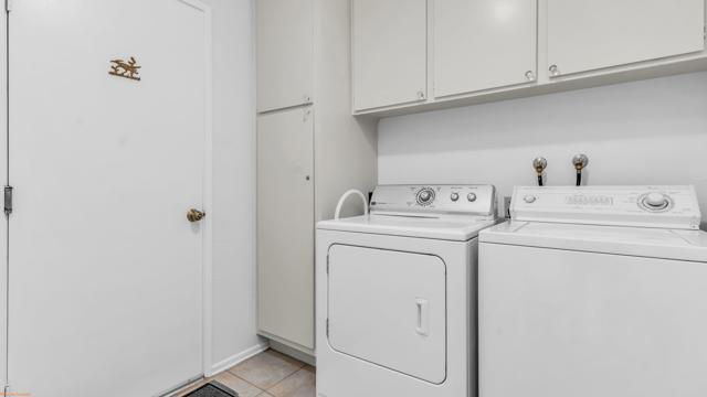 133 Torremolinos Drive, Rancho Mirage CA: https://media.crmls.org/mediaz/893c0fe6-5f6c-4325-b3d3-3e756b31830a.jpg