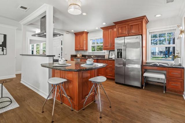 15670 Woodard Road, San Jose CA: https://media.crmls.org/mediaz/893d91e2-44cb-4362-b157-2b01e1e1dcdd.jpg