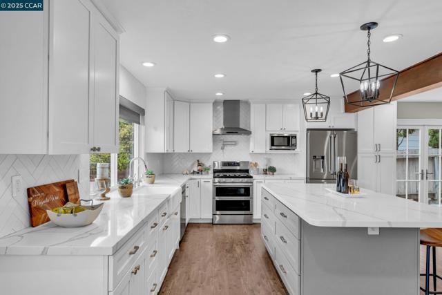 83 Arlington Ave., Kensington CA: https://media.crmls.org/mediaz/893df29c-e910-437c-baf4-61cfb938da36.jpg