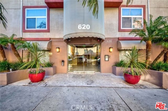 Image 2 for 620 S Gramercy Pl #417, Los Angeles, CA 90005