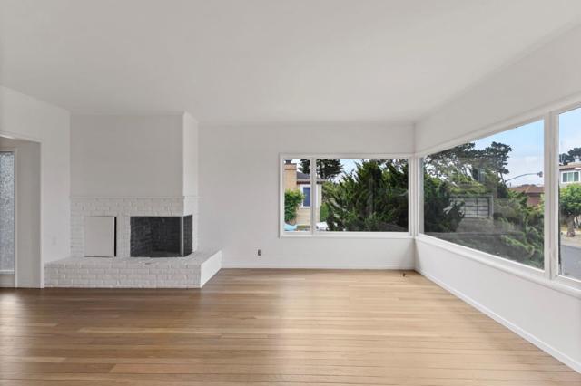14 Wilshire Court, Daly City CA: https://media.crmls.org/mediaz/893f9b26-f847-41d3-86c0-0df054b82a82.jpg