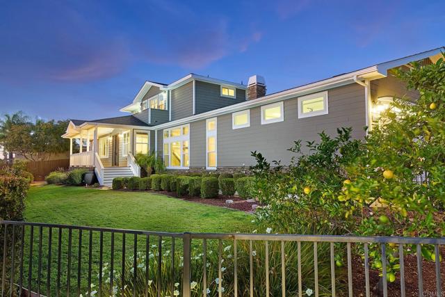 Detail Gallery Image 2 of 42 For 3768 Skyline Rd, Carlsbad,  CA 92008 - 4 Beds | 2/1 Baths