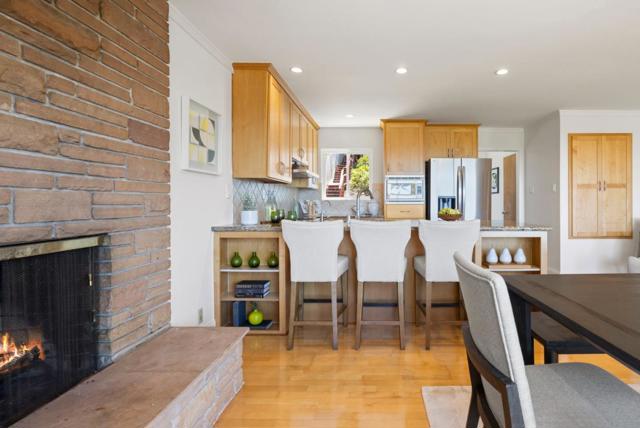 2310 Wooster Avenue, Belmont CA: https://media.crmls.org/mediaz/89410dd0-2545-4655-8be1-16214b3e8369.jpg
