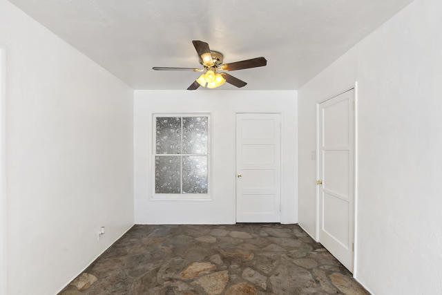 3933 E Calle San Antonio, Palm Springs CA: https://media.crmls.org/mediaz/89411aaf-0f9b-4cfb-9a00-fde465e7accf.jpg